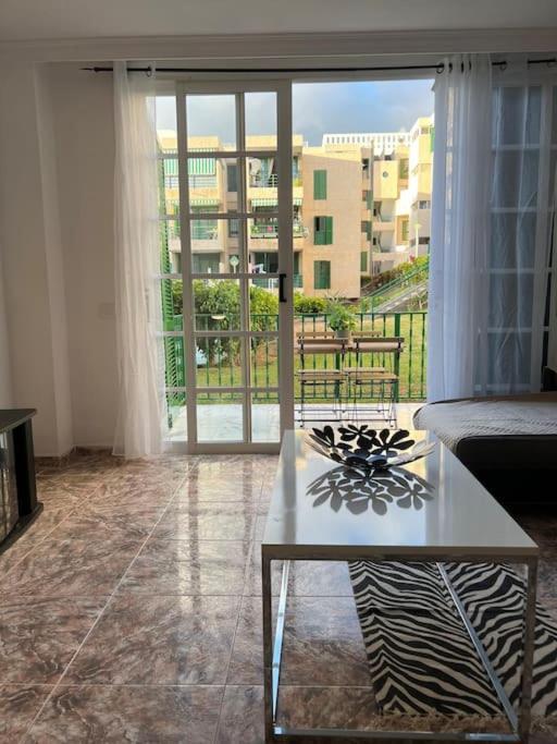 New Modern & Centrally-Located Apartment Arona  Exterior photo